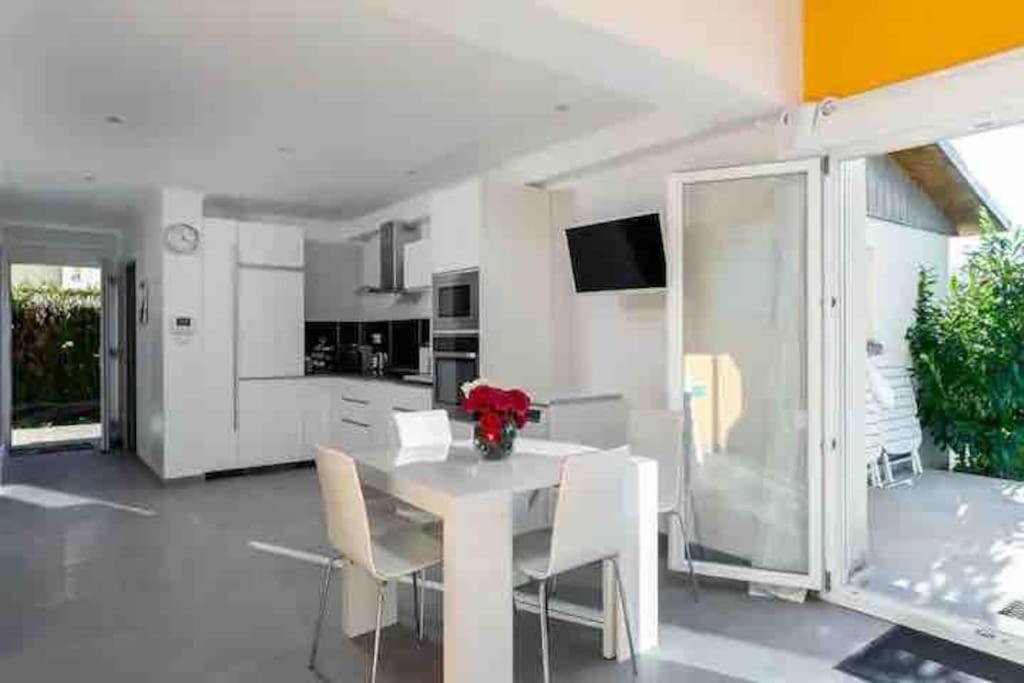 4 Pers - Le Garden - 10 Min De Disney Apartment Bailly-Romainvilliers Ngoại thất bức ảnh